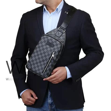 louis vuitton anzugtasche|louis vuitton shoulder bag.